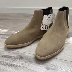 ZARA サイドゴアブーツ ベージュ スウェード　レザー25.8㎝のサムネイル