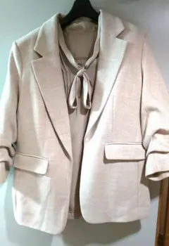 H&M ベージュ テーラードジャケット EUR 44