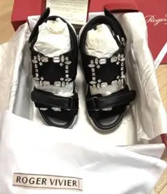 ROGER VIVIER スポーツサンダル ビジュー ブラック　38のサムネイル