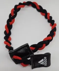 adidas ブレスレット ブラック×レッド 未使用 ミサンガ