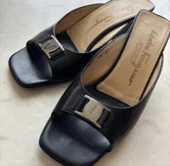 Salvatore Ferragamo ミュール ブラック 6 1/2 C 美のサムネイル