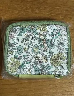 LIBERTY FABRIC　アクセサリーポーチ　花柄リバティ