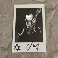 Item thumbnail for item a6f69fd1-f4d3-4b28-a000-88717aa05ac0