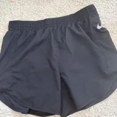 Nike Dri-FIT ブラックショートパンツ M
