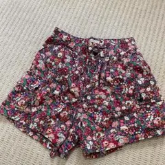 【美品】サイズM MUVEIL リバティ　花柄　ショートパンツのサムネイル