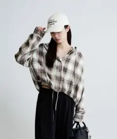 JEANASIS ジーナシス　ドロストショートシャツフーディのサムネイル