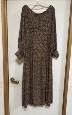 最終値下ミスティウーマン花柄 ロングワンピース ブラウン茶長袖Free