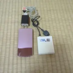 docomo F-02G ピンク折りたたみ携帯電話 本体