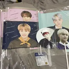 BTS ゆんぎ うちわ フラッグ BTS ユンギ うちわ プレミアムフォト SYS MAGICSHOP TOUR - メルカリ