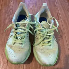 【25.5】asics ノヴァブラスト4