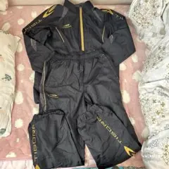 ウィンドブレーカー 上下