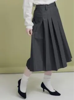 MUHET ミュエータ　プリーツスカート　グレー