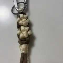 パラコード キーホルダー 肉球デザイン ハンドメイド