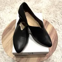 ✨新品✨ing イング ポインテッドトゥ フラットパンプス レザー 黒 23cmのサムネイル