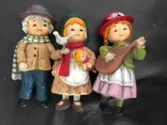 ヴィンテージ人形　レトロフィギュア　プラスチック樹脂人3人セット