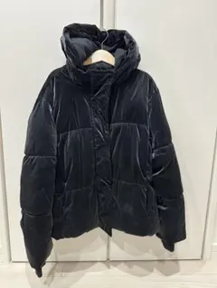 GAPフード付きブラックダウンジャケットMサイズ
