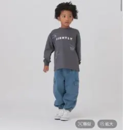 GLOBAL WORK ヘビロッTEE BOYS 長袖 チャコール ランダムロゴのサムネイル