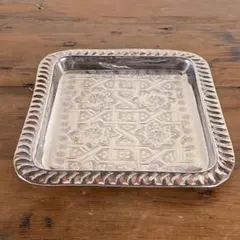 モロッコ製 ハンドメイド シルバーカラー トレー（角型）