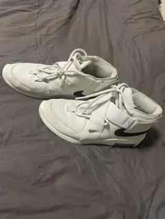 Nike ハイカットスニーカー ホワイト/ブラック