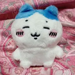 ハチワレ ちいかわ お座りぬいぐるみ ガチャガチャ