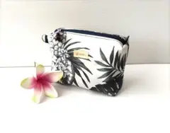 スクエアポーチ(ハンドメイド)