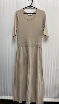 index インデックス　ラメプリーツ フィット＆ フレア ニット ワンピース