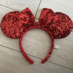 ミニーマウス風赤いカチューシャ