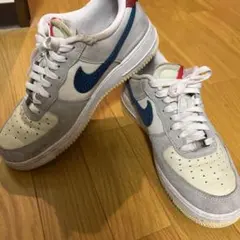 Nike Air Force 1 スニーカー ホワイト/グレー/ブルー/レッド