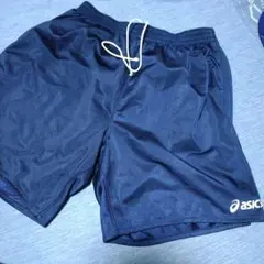 asics ネイビー ハーフパンツ