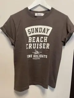 ブラウン　Tシャツ　Sサイズ