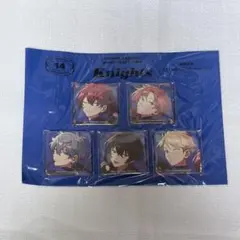 あんスタ Knights TRIPアルバム特典スクエア缶バッジ - メルカリ