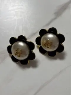 シャネル 花型 イヤリング