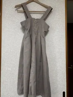 ポンポネット ジャンパースカート