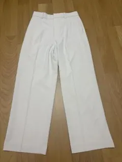 ユニクロ　タックワイドパンツ ナチュラル