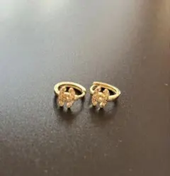 CHANELゴールドフープピアス