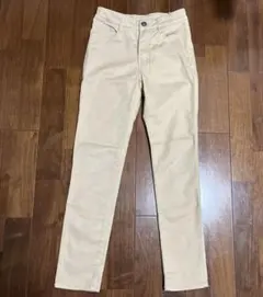 ベージュ 長ズボン 140センチ　ウエストゴム