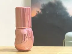 フィー　3Dボリューミンググロス　ヨーグルト70%