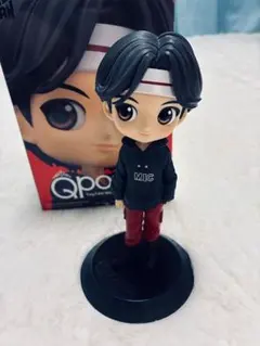 BTSのＪIＮさんフィギュア