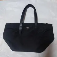 PRADA トートバッグ