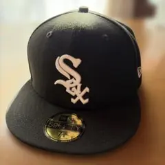 New Era 59FIFTY Sox ブラックキャップ 7 3/8