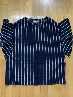 とろみトップス　ストライプ　バックリボン