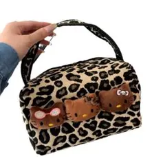 新品未開封　ぬいぐるみ付　ハローキティ ヒョウ柄ハンドバッグ　化粧ポーチ　手提げ