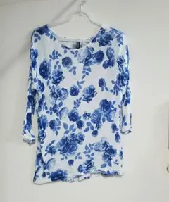 H&M 花柄 ブルー 薄手 ニットカットソー