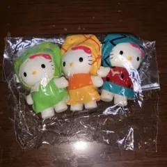 ハローキティレトロ コスチュームドール キーホルダー　3点セット