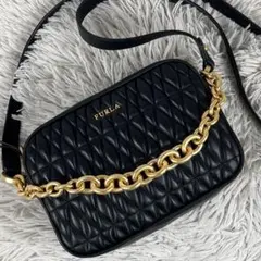 美品 FURLA レザー ショルダーバッグ 2way コメタ キルティング 黒