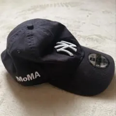 New Era 9TWENTY ネイビーキャップ MoMA刺繍