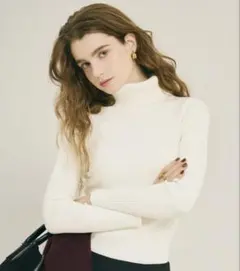 新品未使用 タグ付き coca コカ 極上ニットタートルネック M