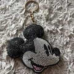 ディズニー Disneyミッキーマウス キーホルダー チャーム キラキラ