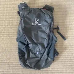 Salomon 10L ランニング　リュック　バックパック ダークグレー