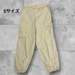 ユニクロ　ベージュ カーゴパンツ ワークパンツ